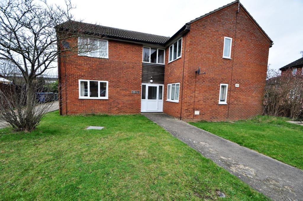 1 bedroom apartment for sale in Armitage Way, Cambridge, CB4