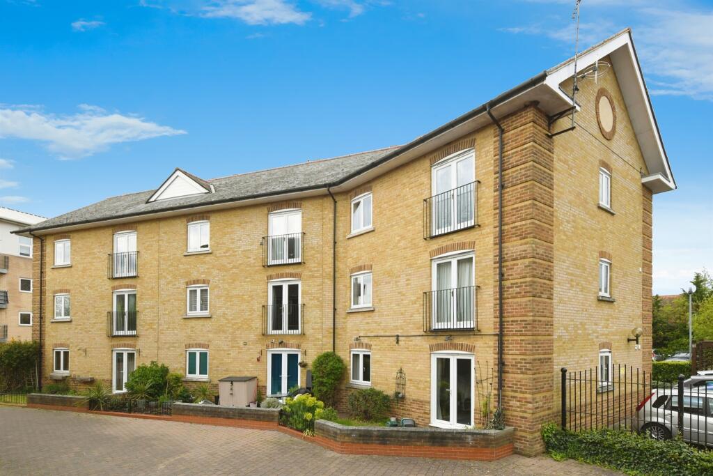 Main image of property: Coates Quay, CHELMSFORD