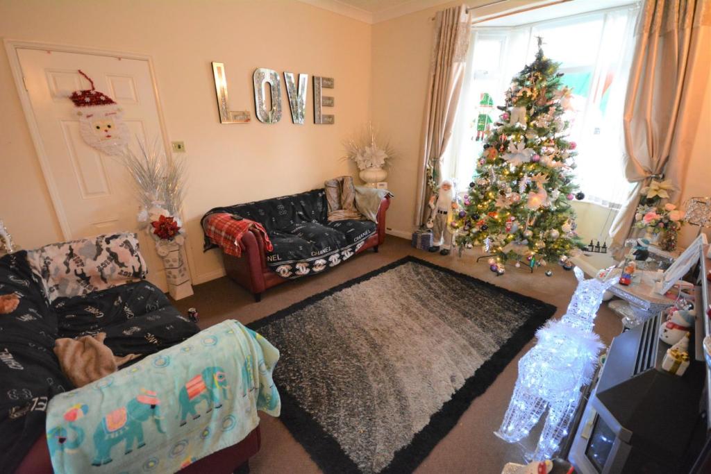 3 bedroom terraced house for sale in Terrace, Evenwood