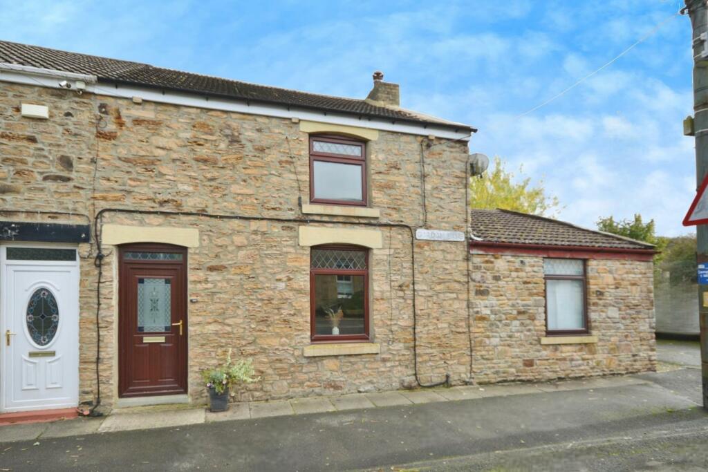 4 bedroom end of terrace house for sale in Gordon Lane, Ramshaw,