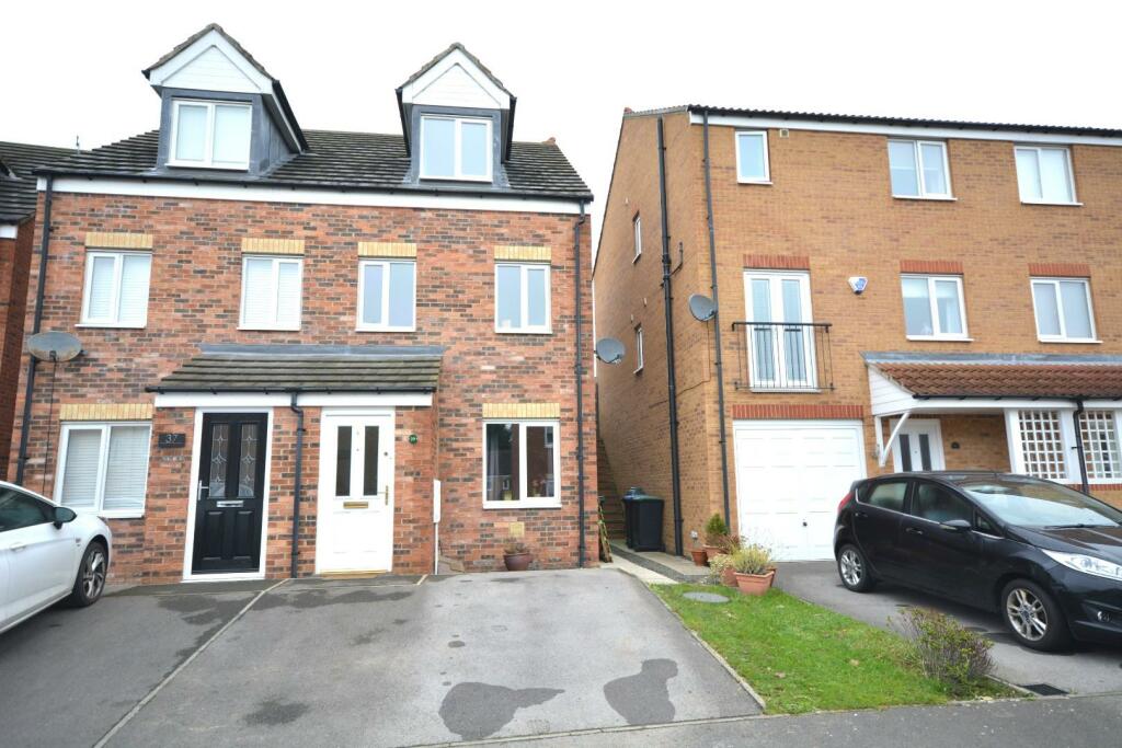 3 bedroom semidetached house for sale in St. Catherines Way,
