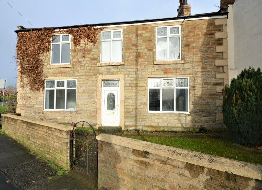 3 bedroom link detached house for sale in Main Street, Shildon, DL4