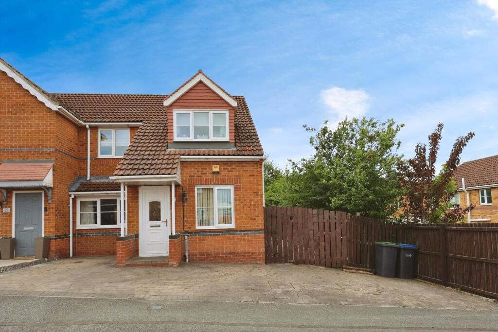 3 bedroom semi-detached house