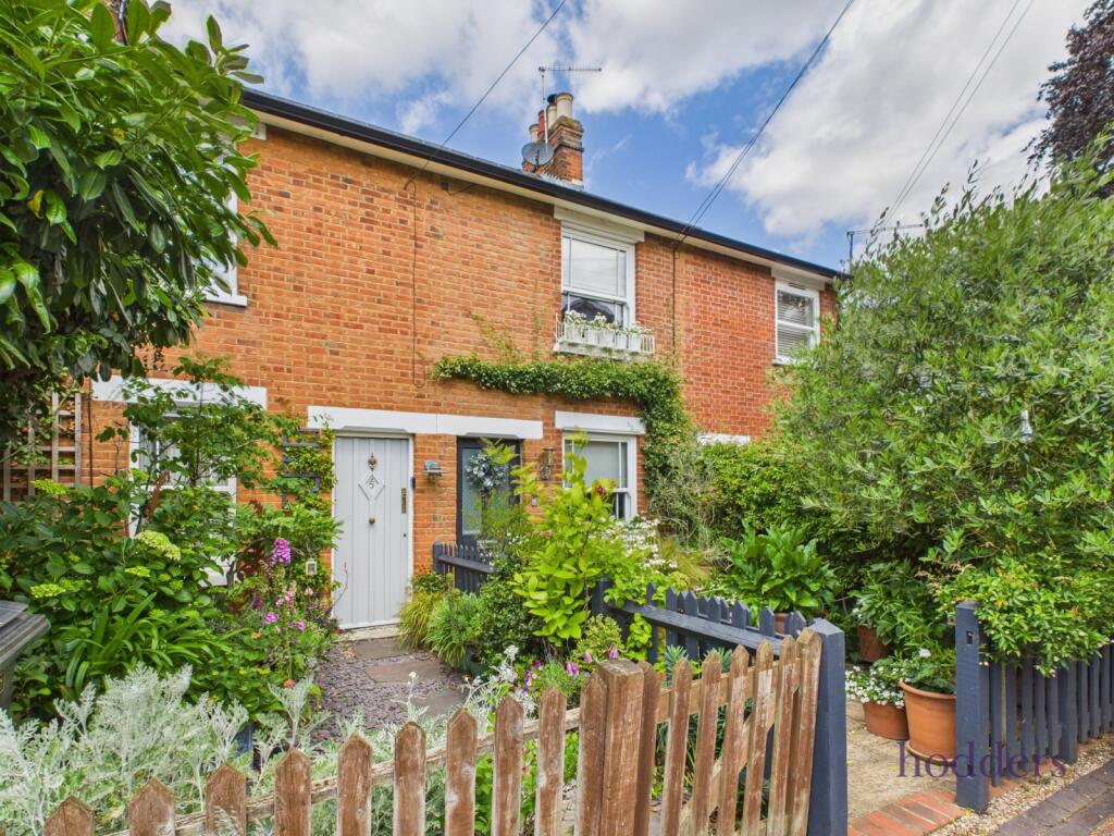 Main image of property: Chertsey, Surrey, KT16