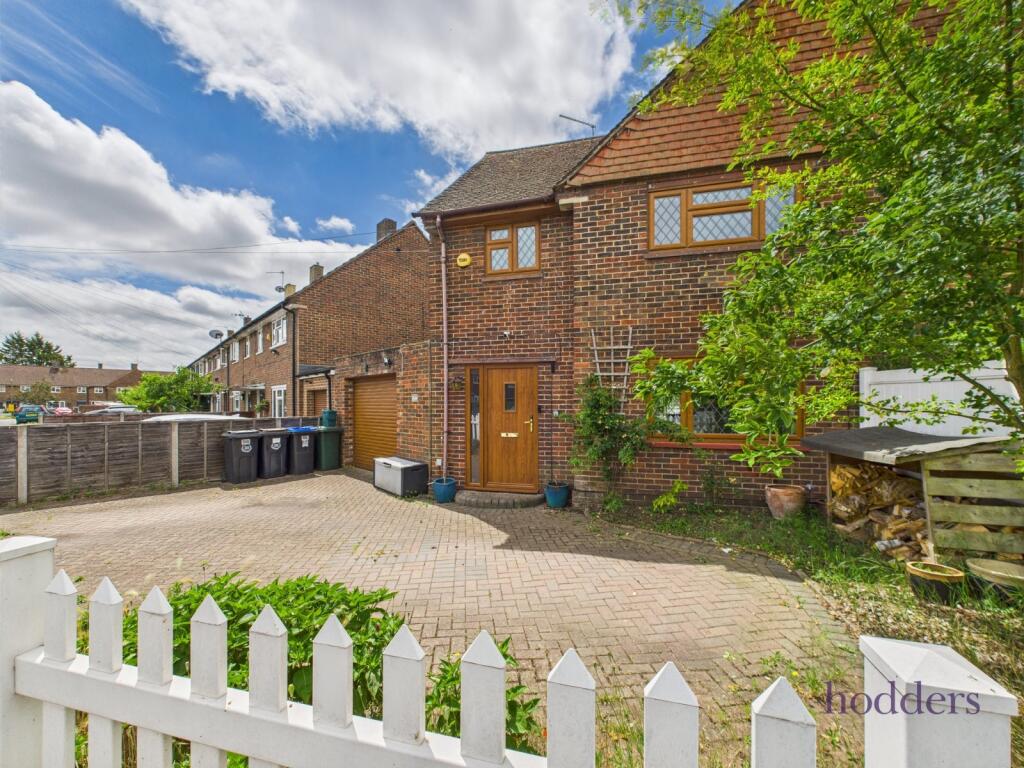 Main image of property: Byfleet, Surrey, KT14