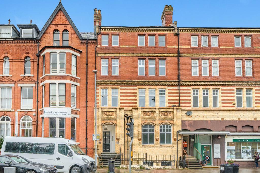 1 bedroom flat for sale in Llandrindod Wells, Powys, LD1