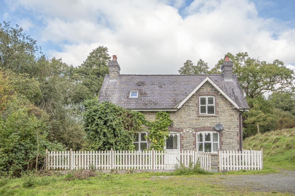 3 bedroom cottage for sale in Builth Wells, Powys, LD2, LD2