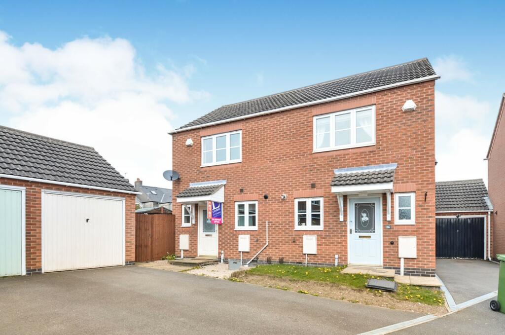 2 bedroom semidetached house for rent in Ireton Close, Belper, DE56