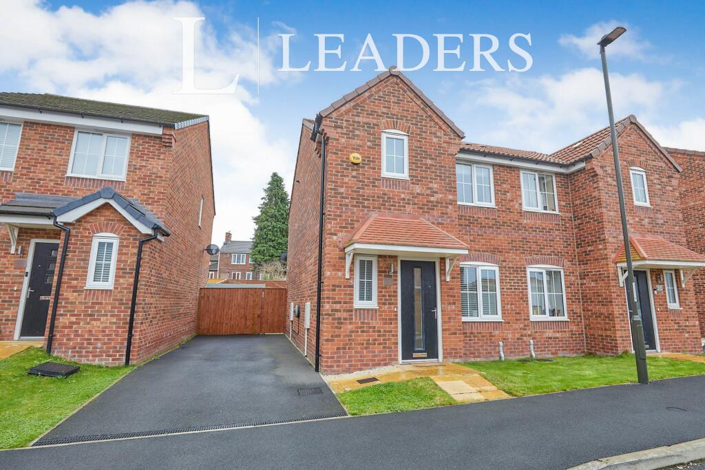 3 bedroom semidetached house for rent in Peregrine Way, Tibshelf, DE55