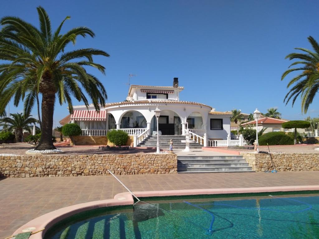 5 bedroom villa for sale in Ciudad Quesada, Spain