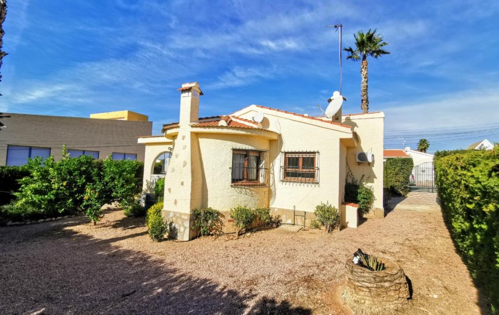 2 bedroom villa for sale in Ciudad Quesada, Spain 2 bedroom villa for sale in Ciudad Quesada, Spain