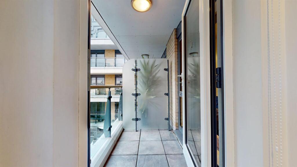 Main image of property: Townmead Road, London