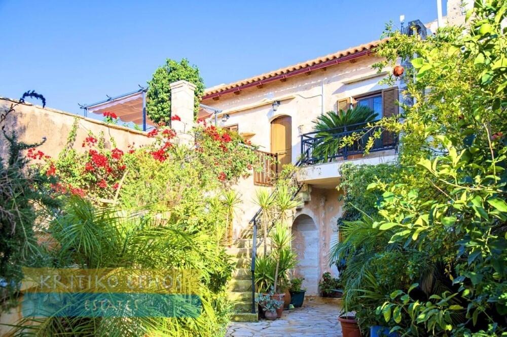 4 bedroom villa for sale in Gavalohori, Chania, Crete, Greece