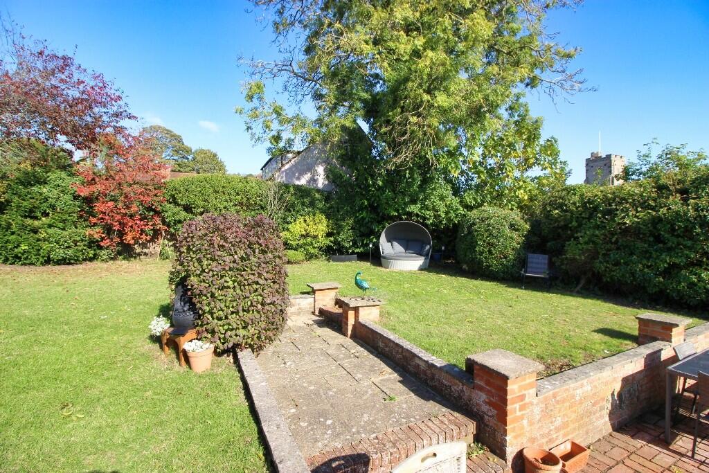 Main image of property: High Street, Wrotham