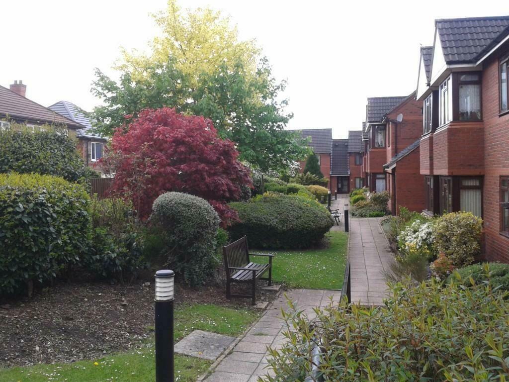 1 bedroom flat for rent in Newhouse Road, Stoke-On-Trent, Staffordshire, ST2