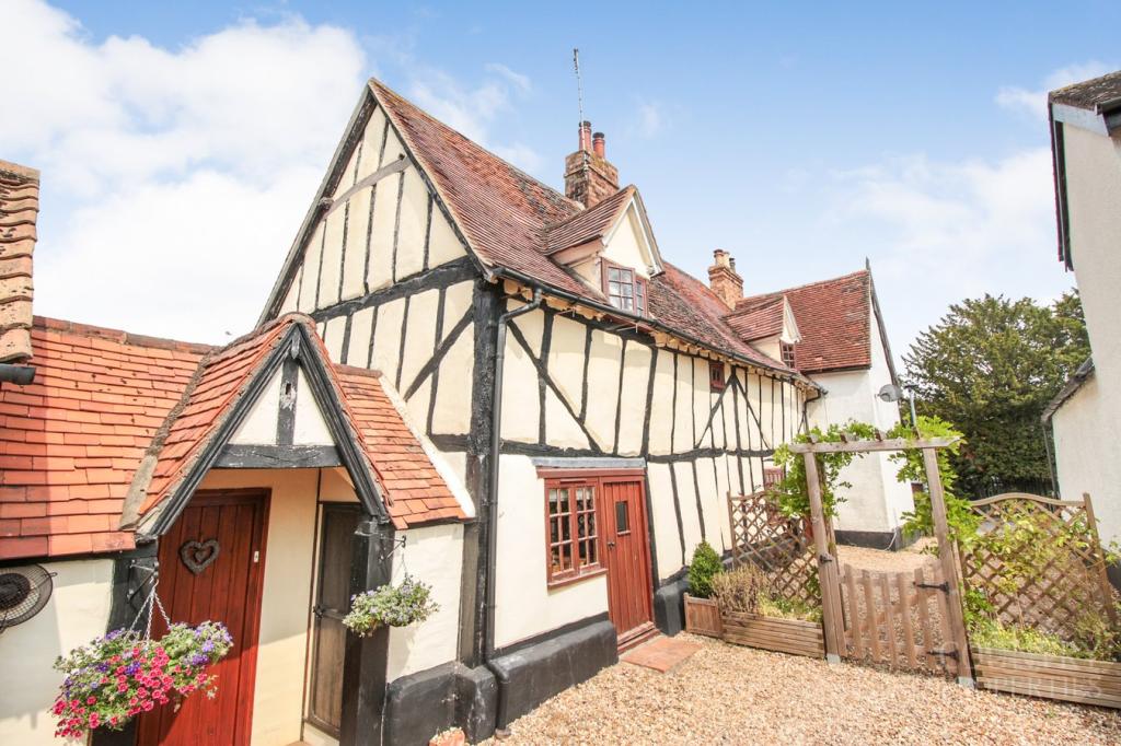 4 bedroom cottage for sale in Warren Cottage, Cause End Road, Wootton