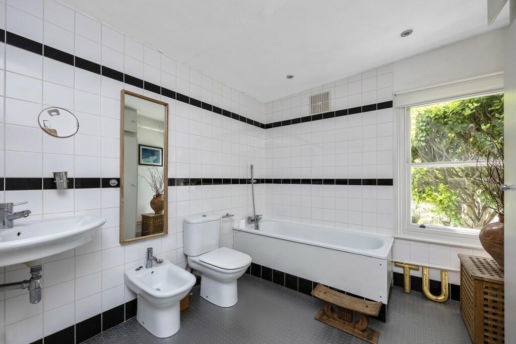 Additional property image - Sutherland Road, Brighton