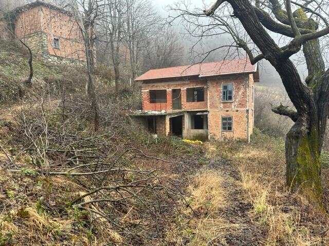 4 bed Detached home for sale in Mezdra, Vratsa
