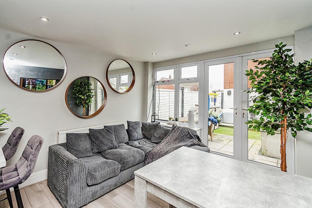 3 bedroom terraced house for sale in Ramillies Crescent, Great Wyrley