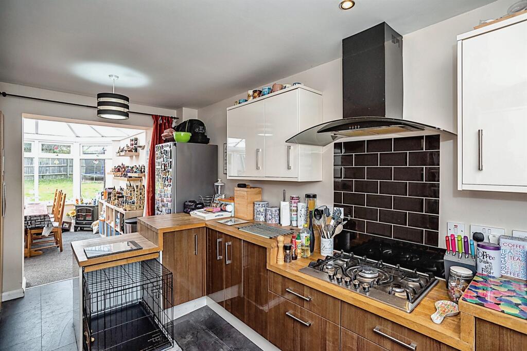 4 bedroom detached house for sale in Colliers Way, Huntington, Cannock