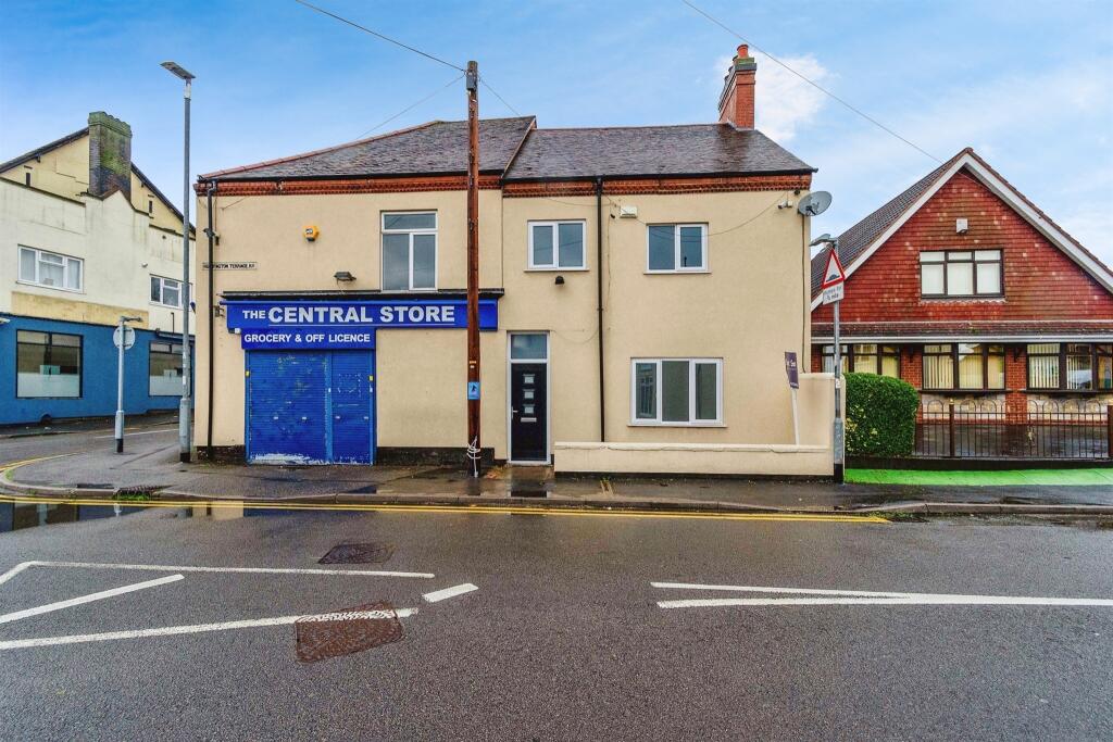 3 bedroom semidetached house for sale in Huntington Terrace Road