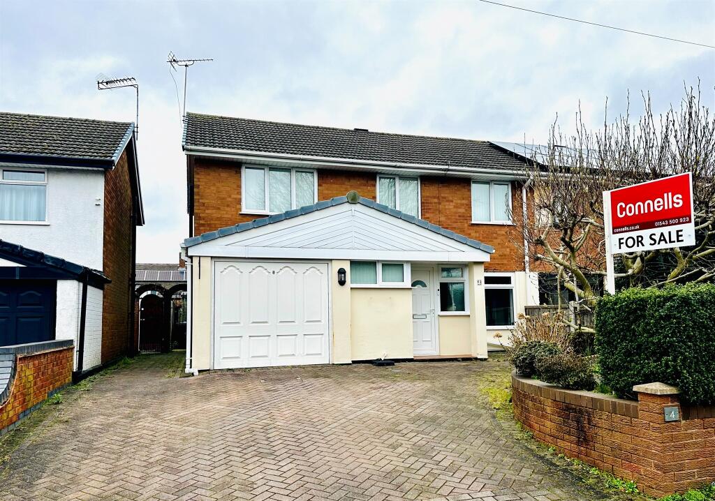 3 bedroom semidetached house for sale in Alwyn Close, Great Wyrley