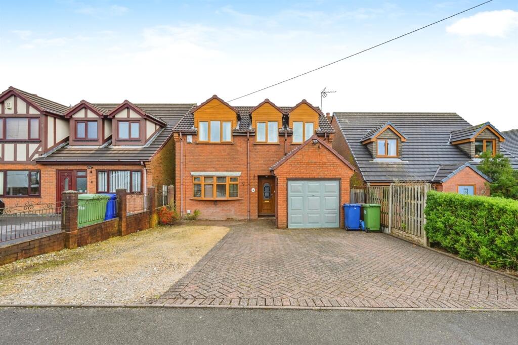 3 bedroom detached house for sale in Sevens Road, Rawnsley, Cannock, WS12