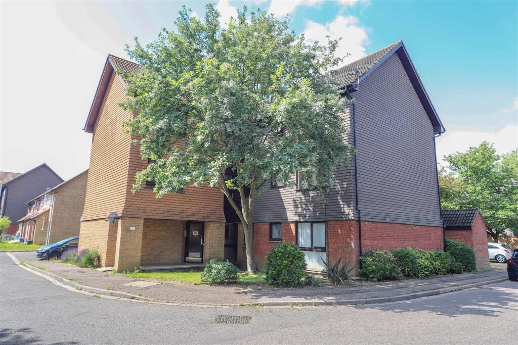 Main image of property: Ryeland Close, Yiewsley, UB7