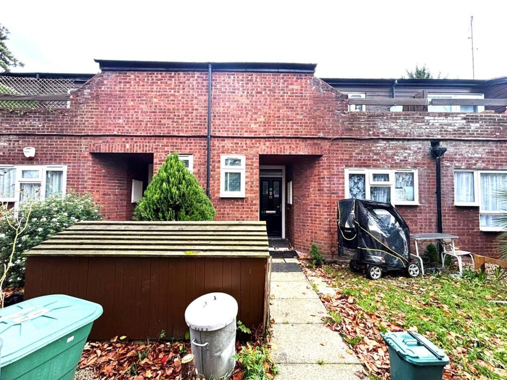 Main image of property: Frayslea, Uxbridge, Middlesex, UB8