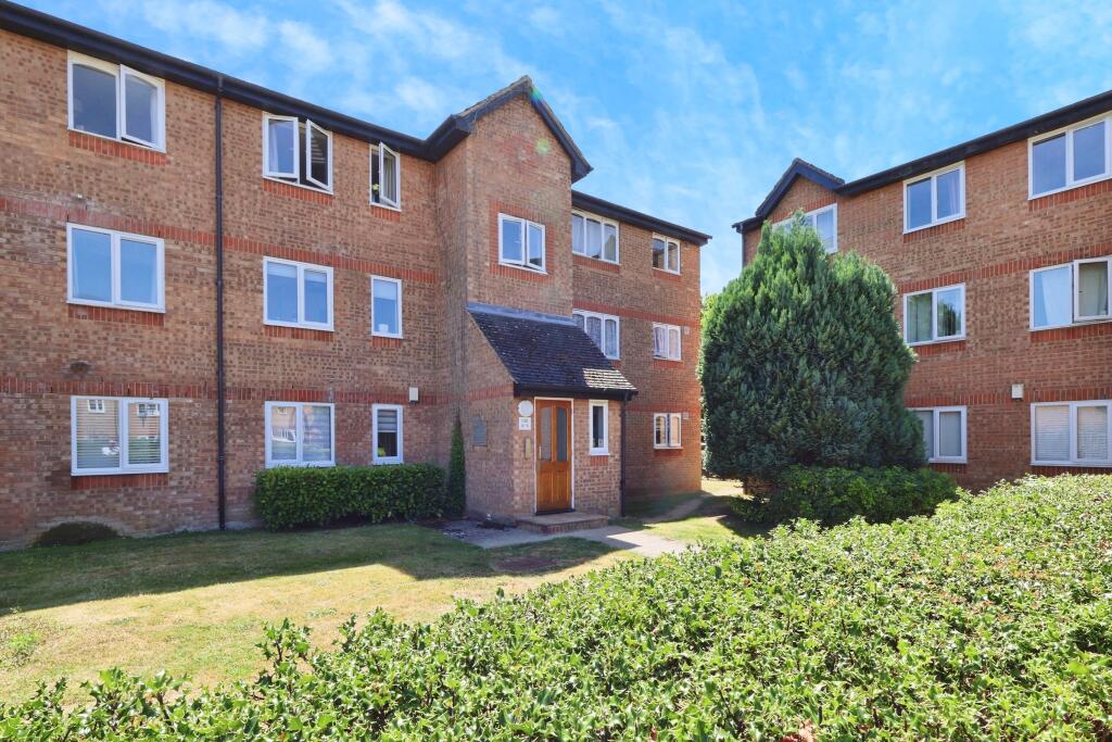 Main image of property: Wedgewood Road, Hitchin