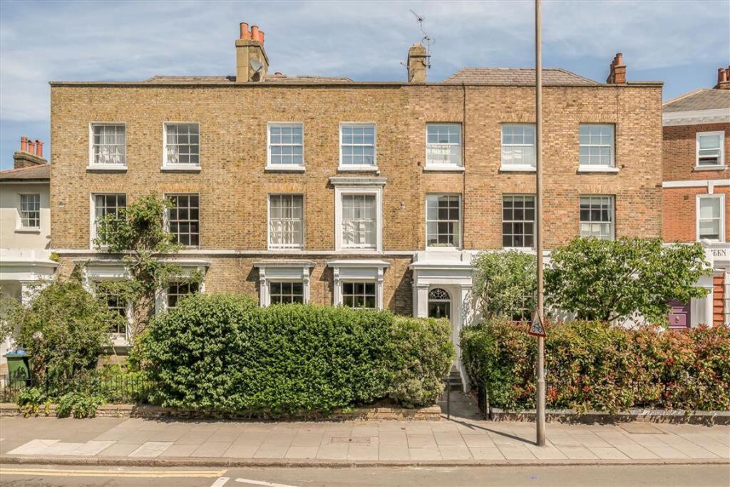 Main image of property: Vanbrugh Park, Blackheath