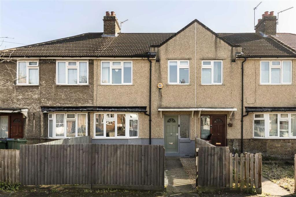 Main image of property: Kenya Road, Charlton