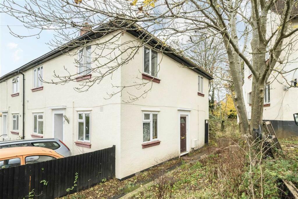 2 bedroom for sale in Mayeswood Road, Lee, SE12