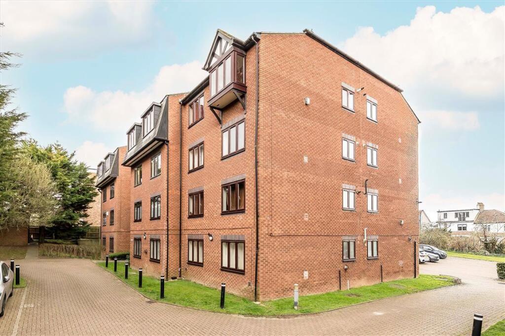 Main image of property: Burnt Ash Hill, Lee