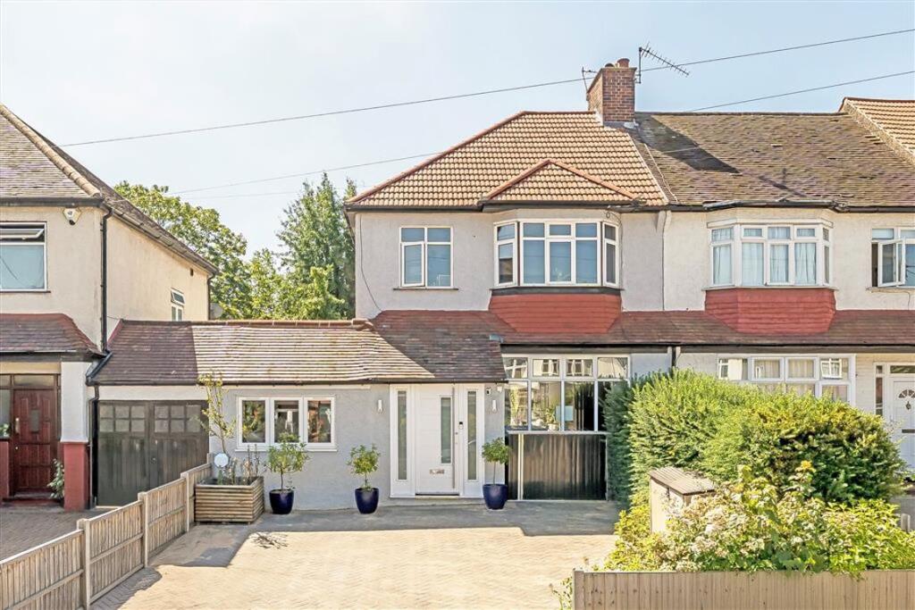 Main image of property: Pitfold Road, Lee