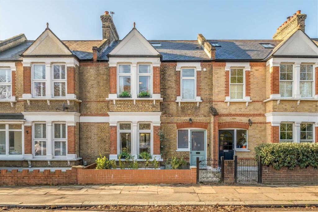 Main image of property: Manor Lane, Hither Green