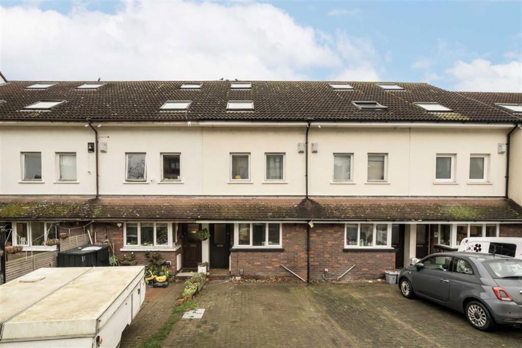 Main image of property: Endwell Road, New Cross