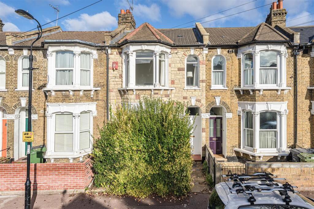 Main image of property: Hunsdon Road, New Cross
