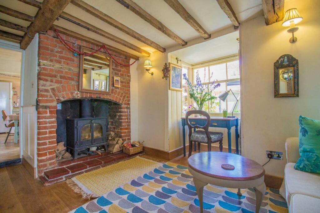 3 bedroom town house for sale in Cannon Street, Bury St. Edmunds, IP33