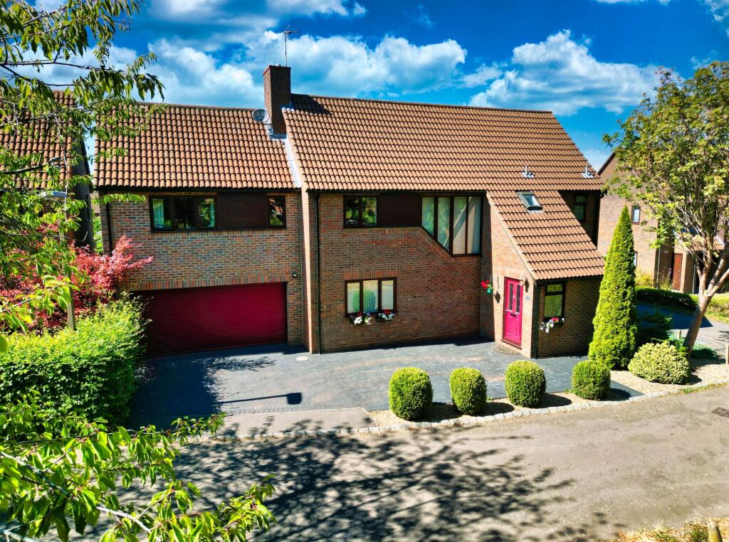 Main image of property: Wood Lane, Great Linford, MK14