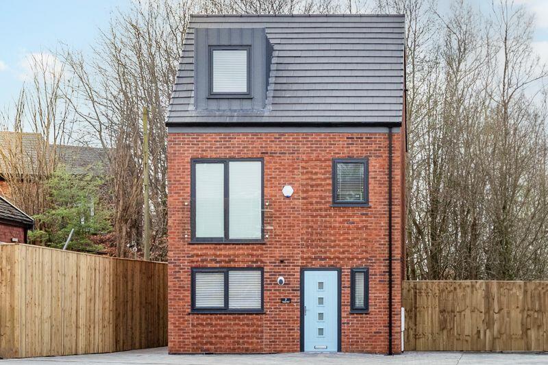 4 bedroom detached house for sale in Badger's Rise, Butterstile Close, Prestwich M25 9RS, M25