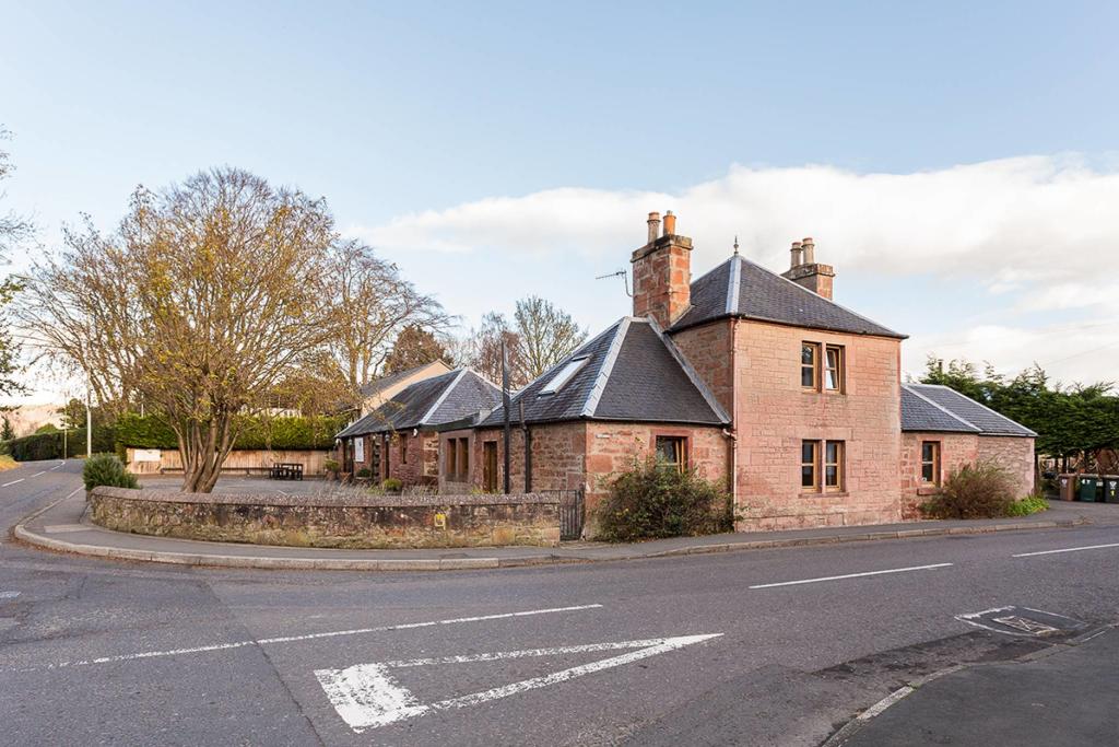 3 bedroom house for sale in 1 Road, Bridge of Earn, Perth