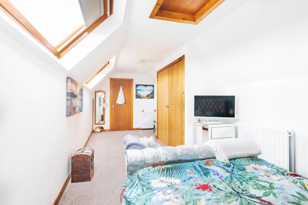 5 bedroom detached house for sale in Donniemaud Farmhouse Cornhill