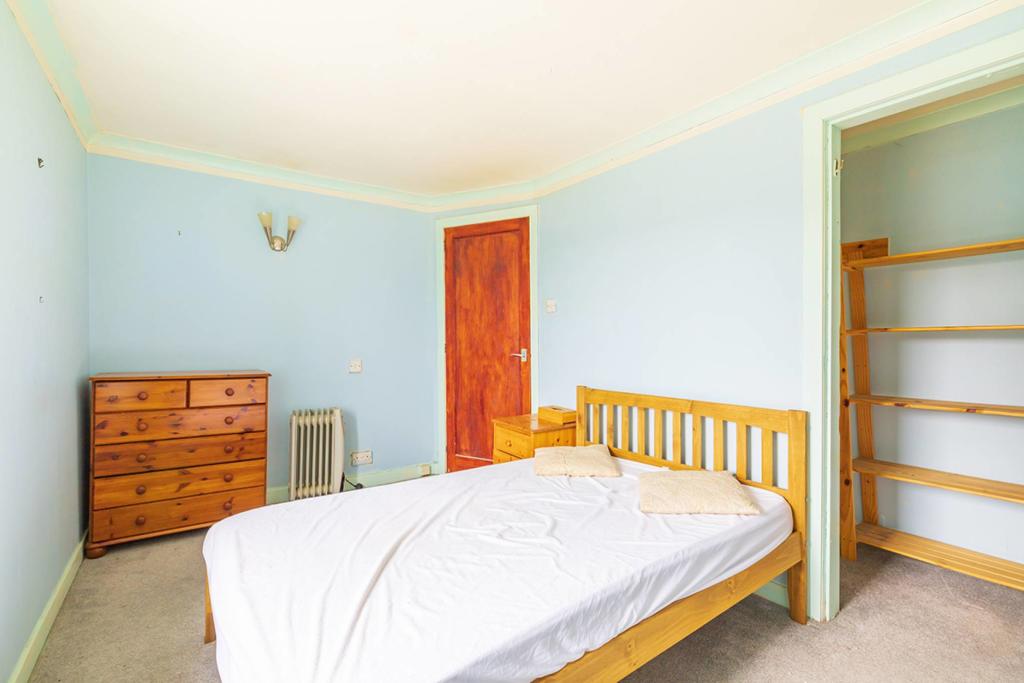 2 bedroom flat for sale in 43 Main Street, Alford, AB33 8AA, AB33