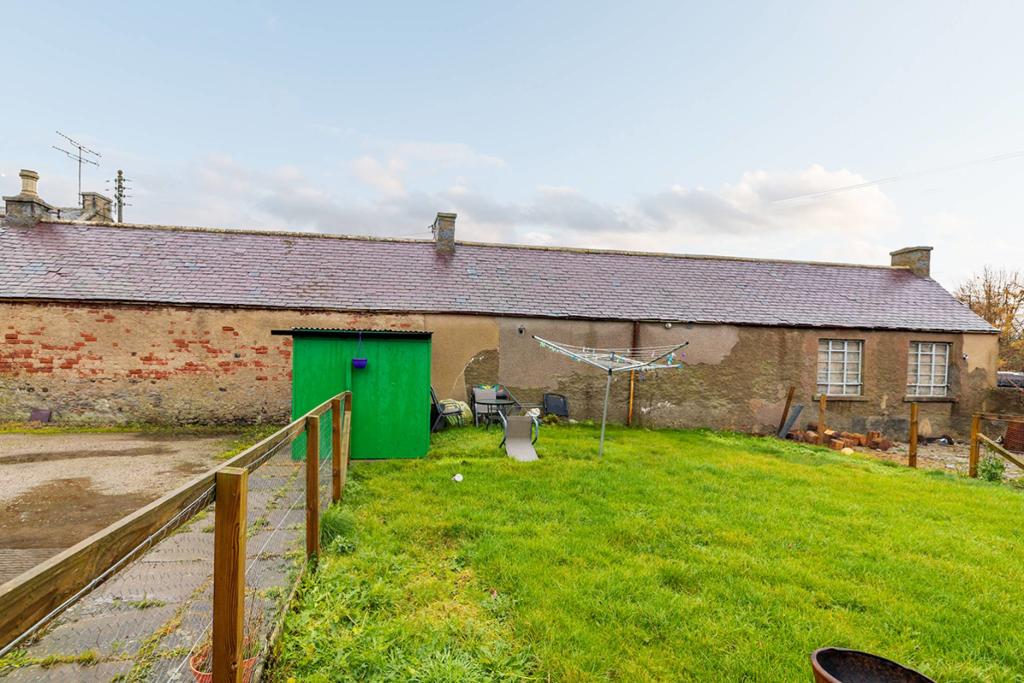 2 bedroom flat for sale in 43 Main Street, Alford, AB33 8AA, AB33