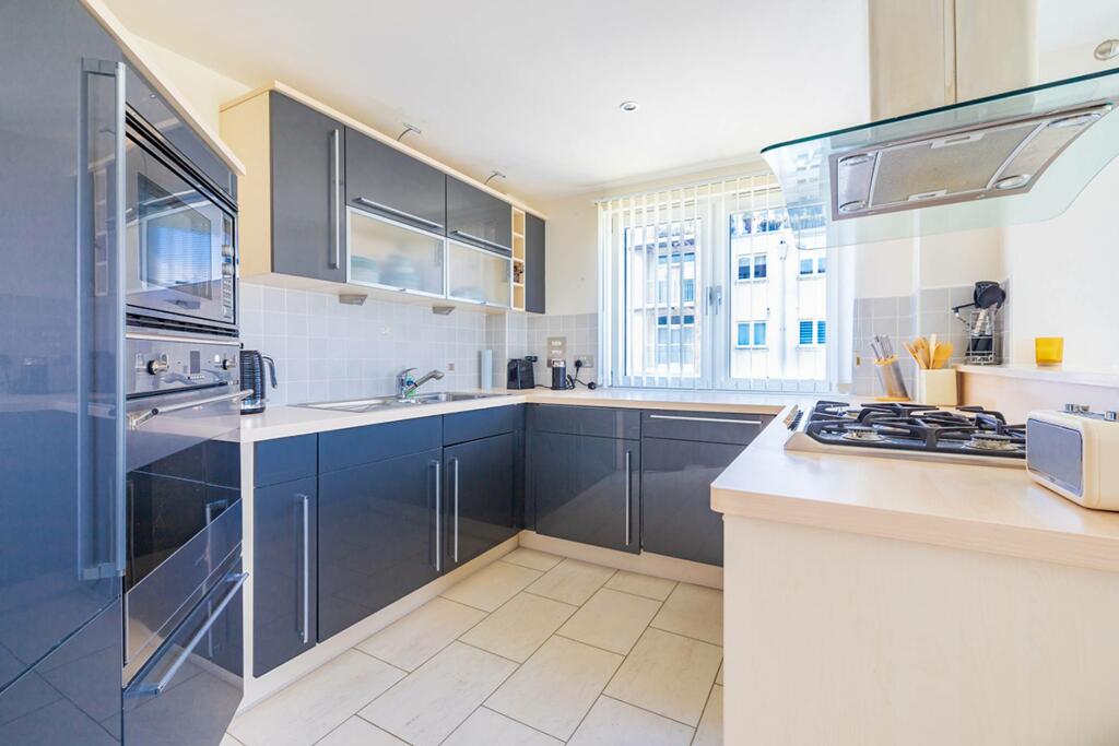 Additional property image - 48 Queens Highlands, Aberdeen, AB15 4AR