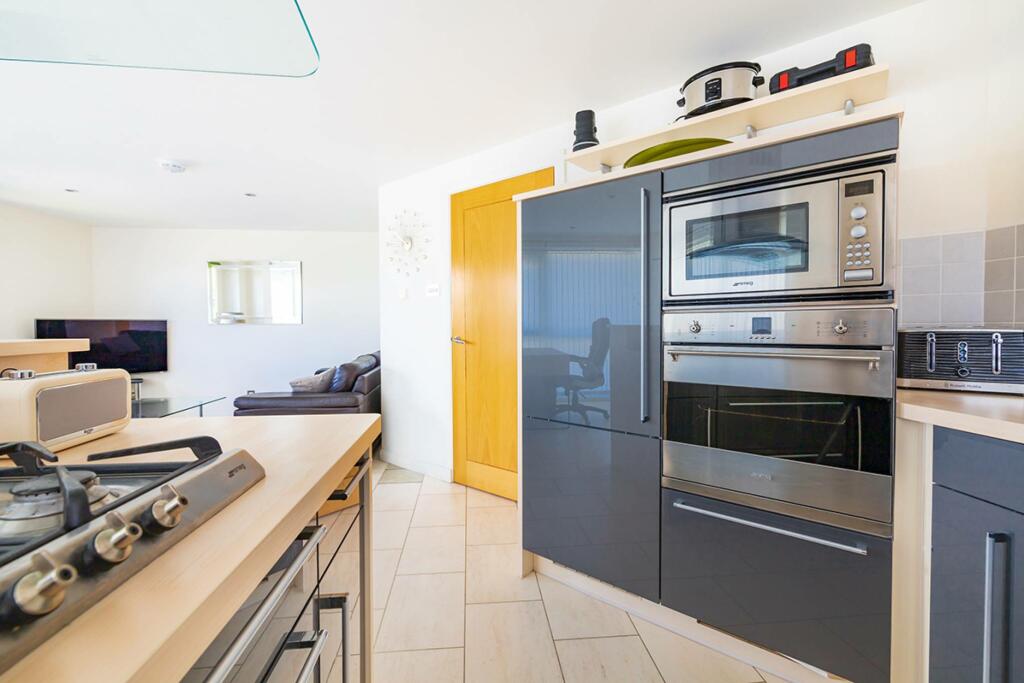 Additional property image - 48 Queens Highlands, Aberdeen, AB15 4AR