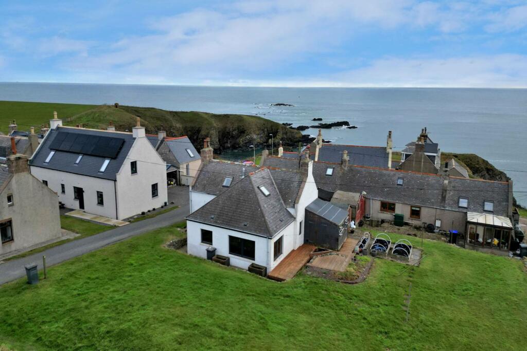 3 bedroom detached house for sale in 18 Whinnyfold, Cruden Bay