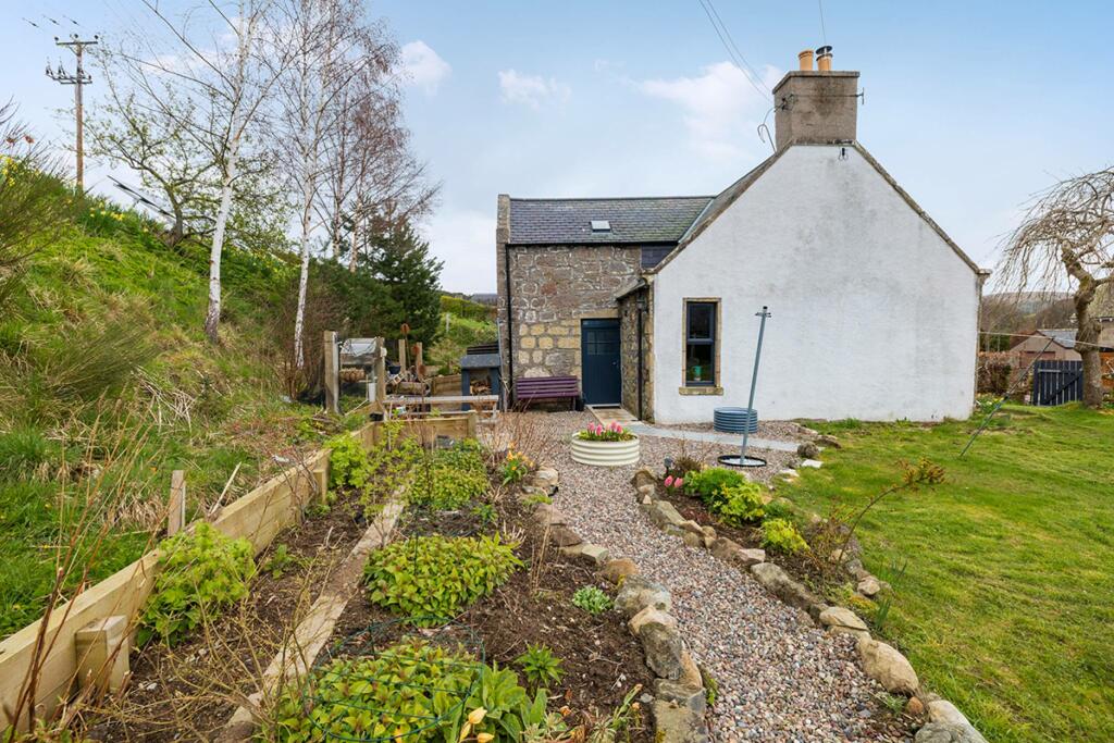 Additional property image - Hawthorn Bellabeg, Strathdon, AB36 8UL