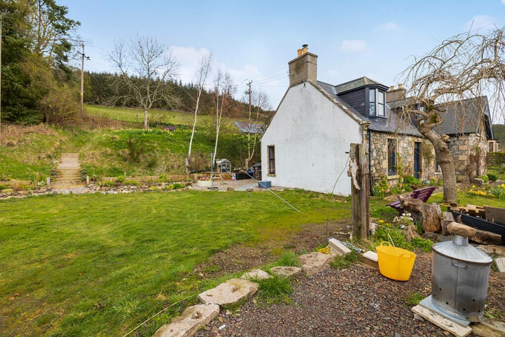 Additional property image - Hawthorn Bellabeg, Strathdon, AB36 8UL